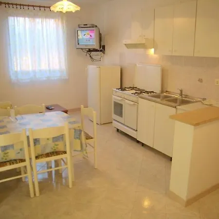 Suzana Apartman *